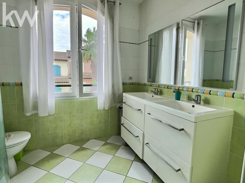 Maison - 111 m² - 4 pièces