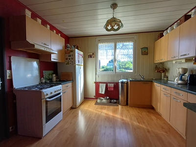 Maison - 81 m² - 4 pièces