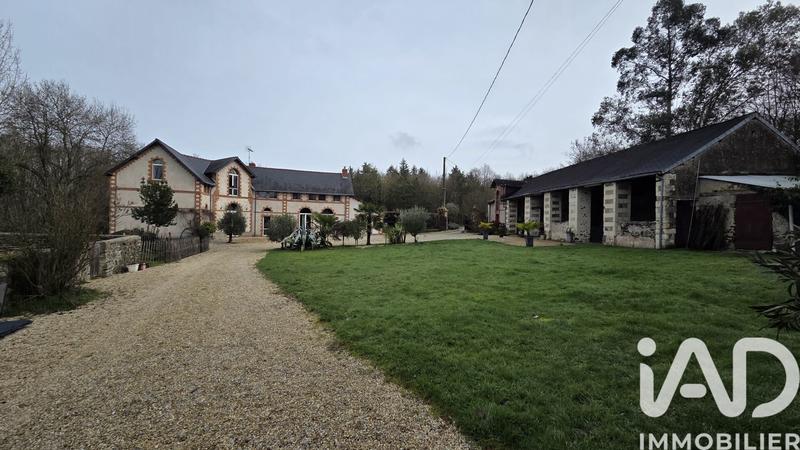 Maison - 227 m² - 8 pièces