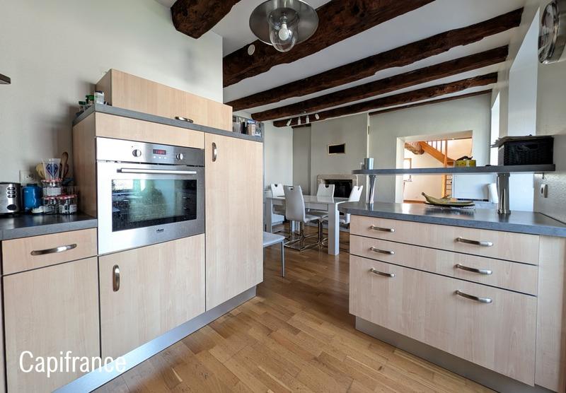 Maison - 140 m² - 6 pièces