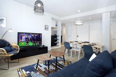 Appartement - 100 m² - 7 pièces