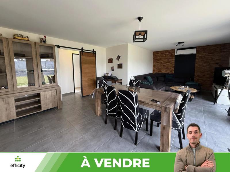 Pavillon - 94 m² - 5 pièces