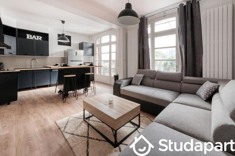 Chambre - 13 m² - 1 pièce