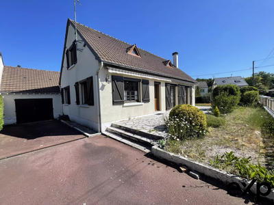 Maison - 102 m² - 4 pièces