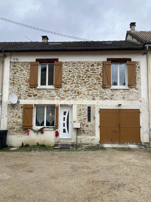 Maison - 99 m² - 4 pièces