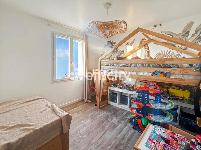 Pavillon - 93 m² - 4 pièces