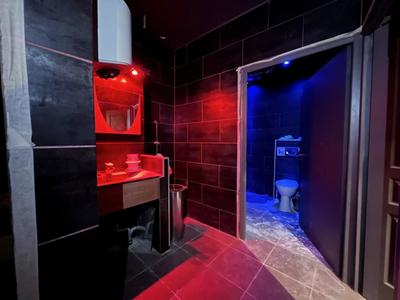 Local commercial - 163 m² - 7 pièces