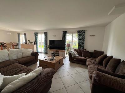 Villa - 130 m² - 5 pièces