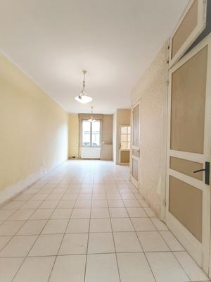 Maison - 77 m² - 5 pièces