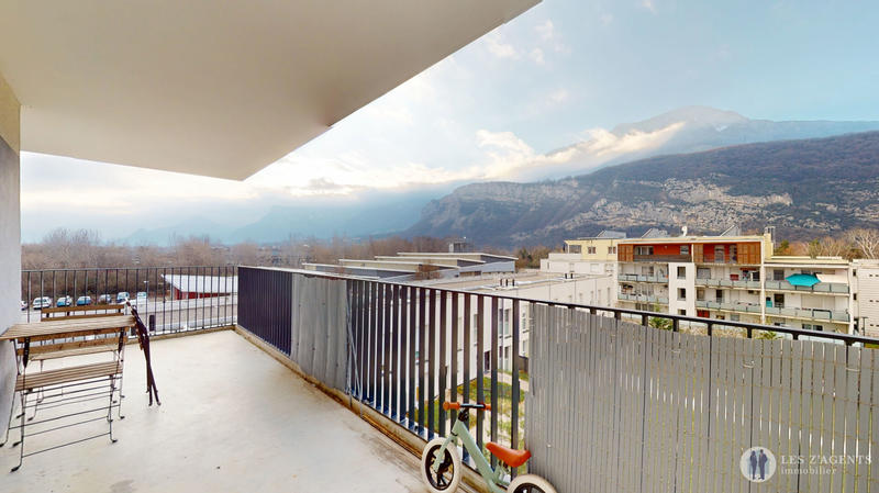 Appartement - 60 m² - 3 pièces