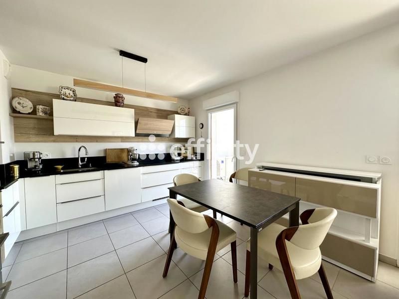 Appartement - 66 m² - 3 pièces