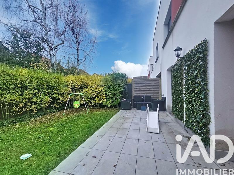 Maison - 90 m² - 6 pièces