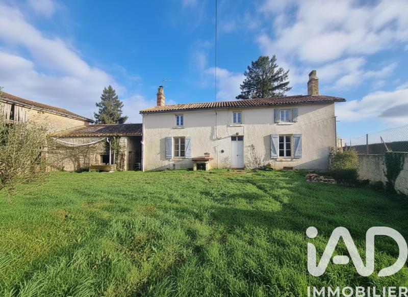 Maison - 230 m² - 7 pièces