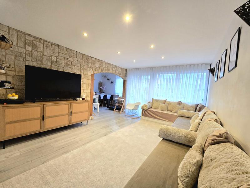 Appartement - 89 m² - 4 pièces