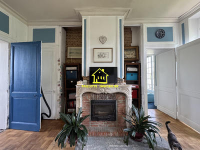 Maison - 297 m² - 9 pièces