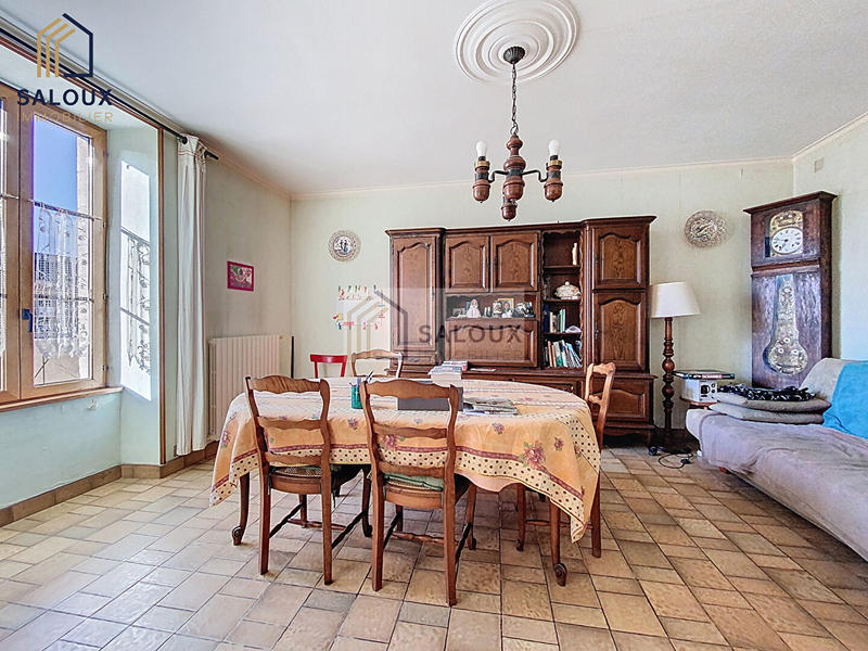 Maison - 132 m² - 5 pièces