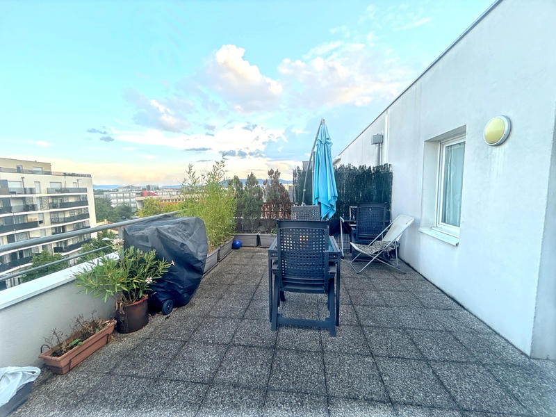 Appartement - 80 m² - 4 pièces