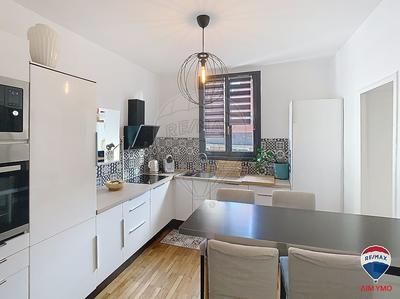 Appartement - 114 m² - 4 pièces