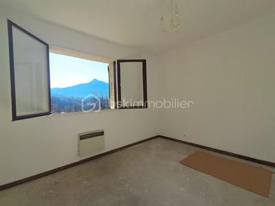 Maison - 146 m² - 7 pièces