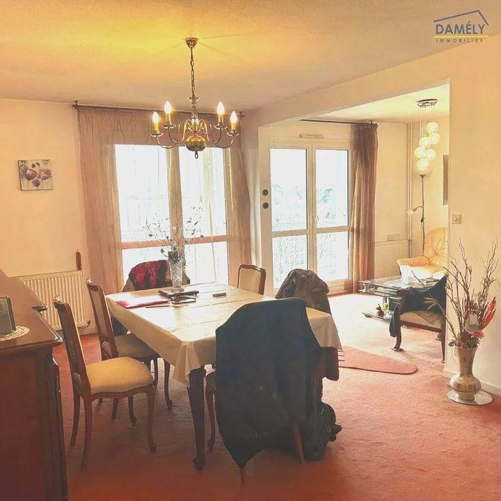 Appartement - 103 m² - 5 pièces