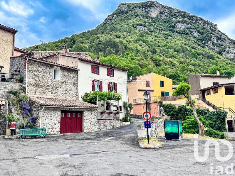 Maison - 80 m² - 3 pièces