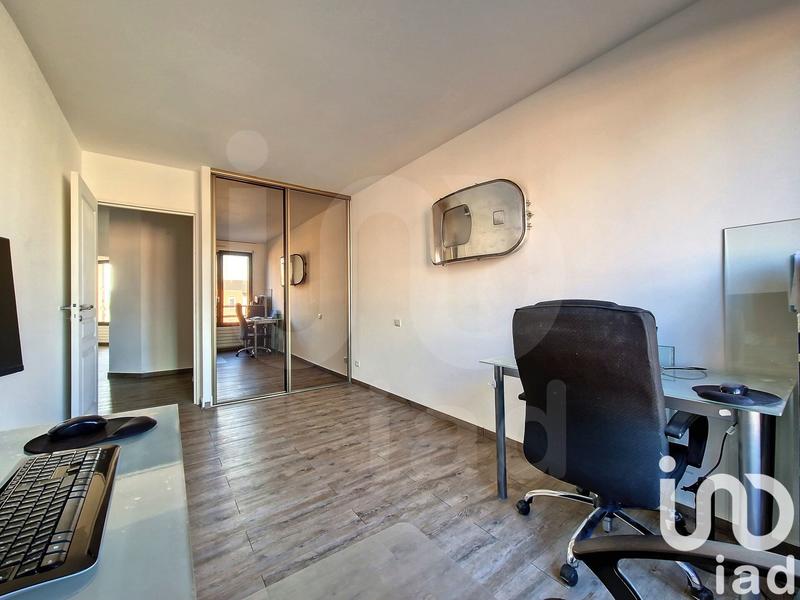 Appartement - 93 m² - 4 pièces