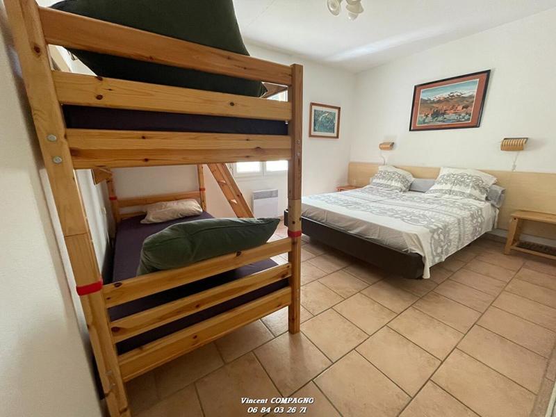 Maison - 210 m² - 10 pièces