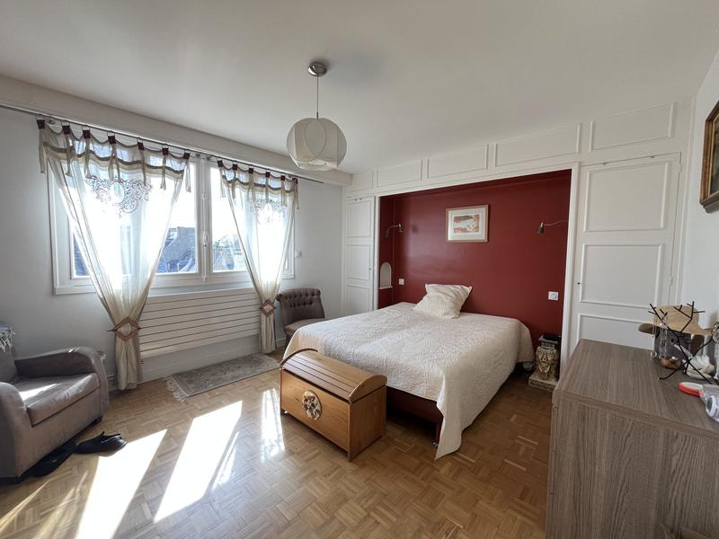 Appartement - 82 m² - 3 pièces