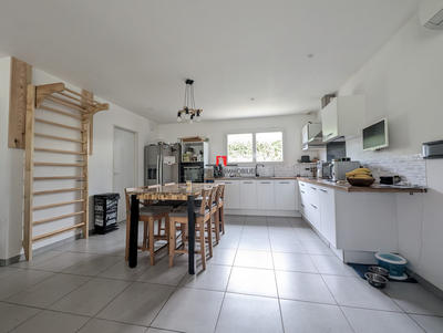 Maison - 89 m² - 4 pièces