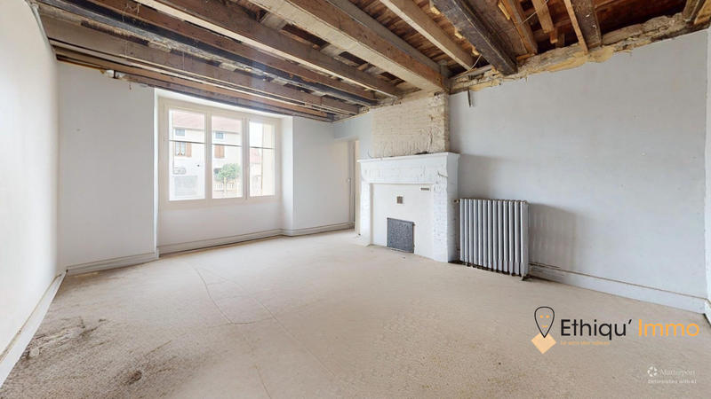 Maison - 148 m² - 9 pièces