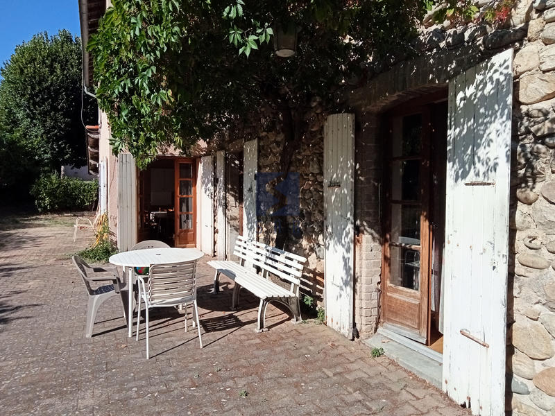 Propriété - 170 m² - 7 pièces