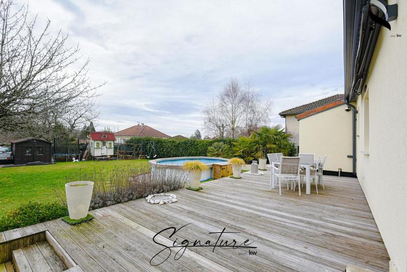 Maison - 90 m² - 6 pièces