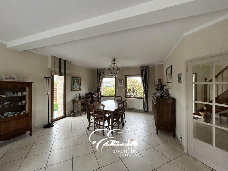 Maison - 169 m² - 6 pièces