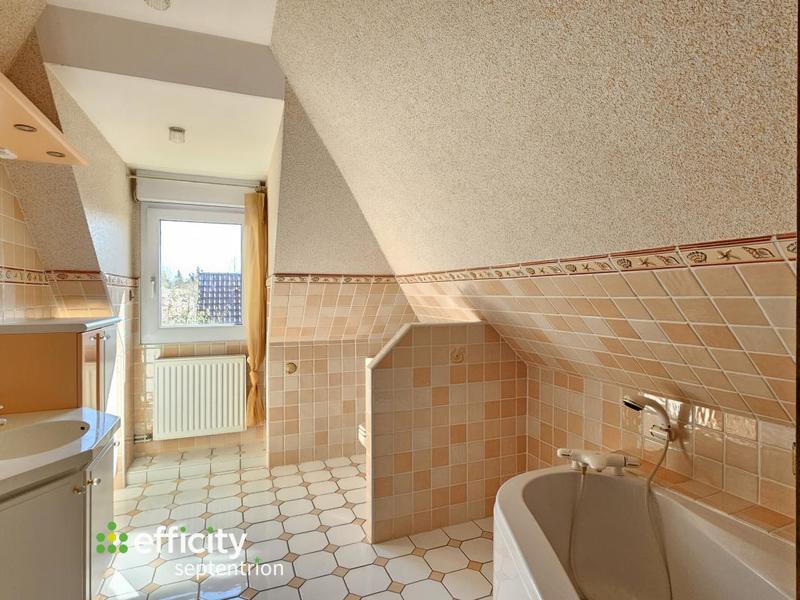 Maison - 290 m² - 7 pièces