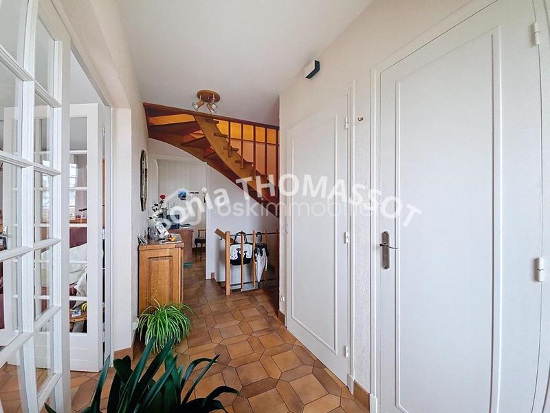 Maison - 149 m² - 7 pièces
