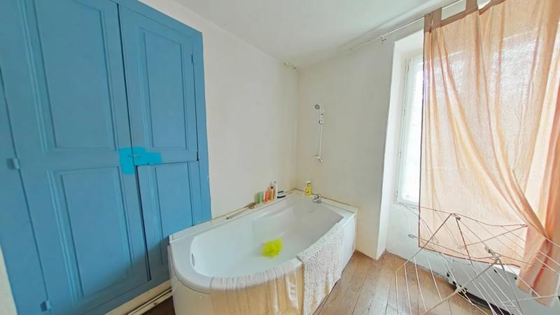 Maison - 80 m² - 6 pièces