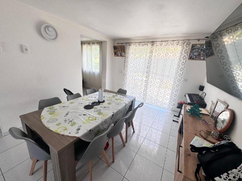 Maison - 70 m² - 5 pièces