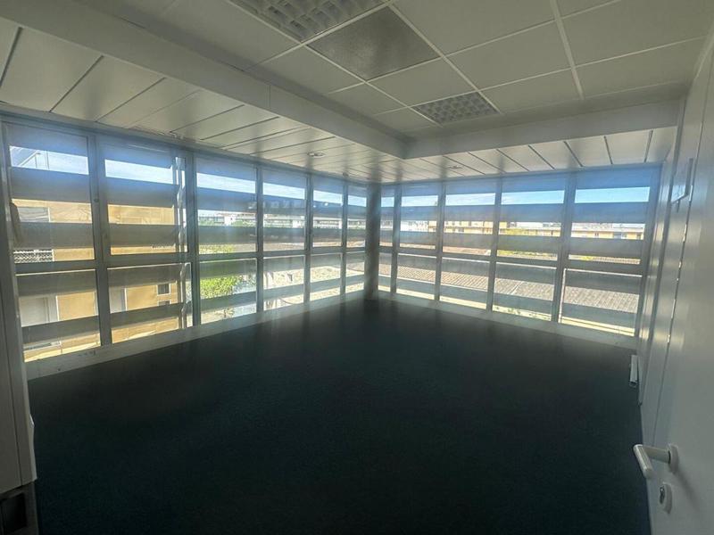 Bureau - 190 m²