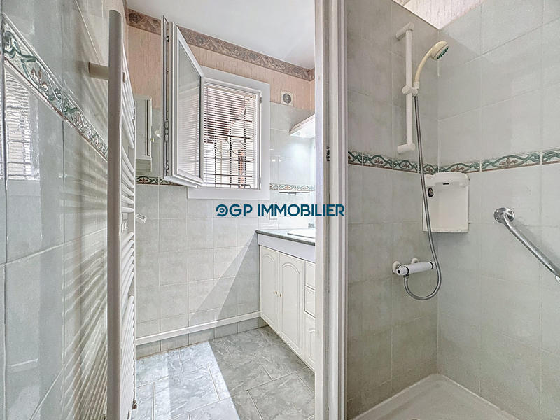 Maison - 98 m² - 4 pièces