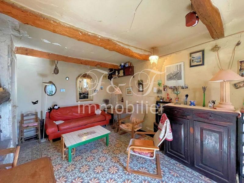 Propriété - 220 m² - 12 pièces