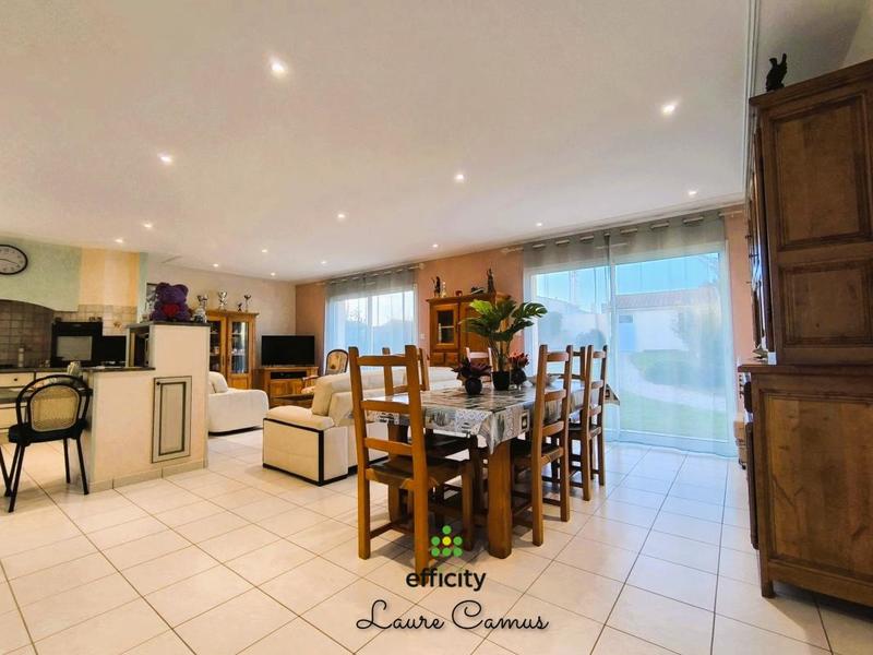 Maison - 104 m² - 5 pièces