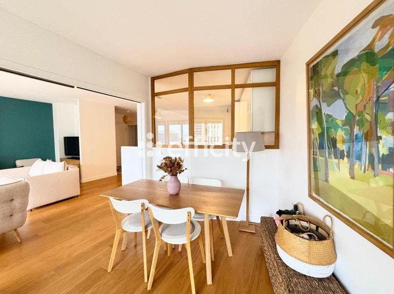 Appartement - 87 m² - 4 pièces