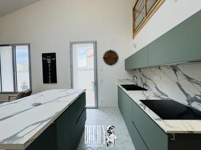 Maison - 95 m² - 4 pièces