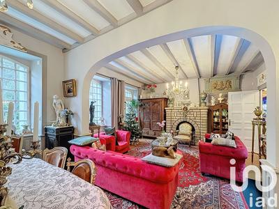 Maison - 320 m² - 8 pièces