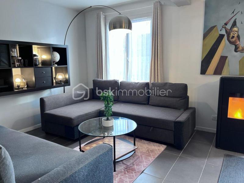 Maison traditionnelle - 93 m² - 6 pièces