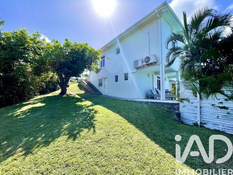 Maison - 145 m² - 6 pièces