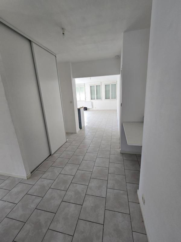 Appartement - 66 m² - 3 pièces