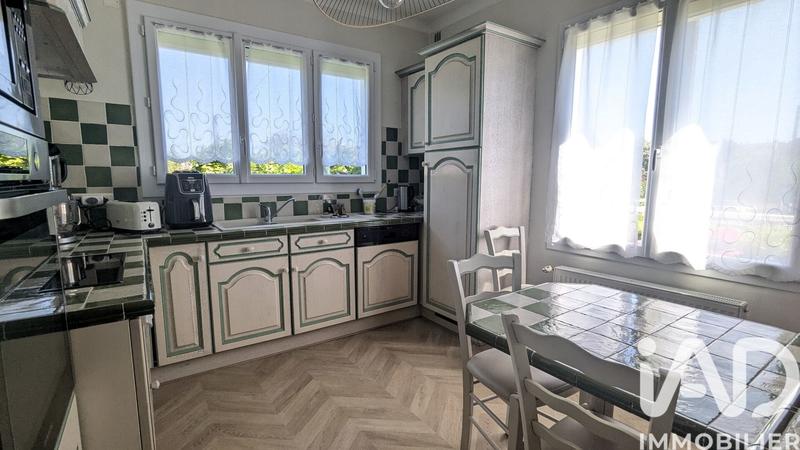 Maison - 93 m² - 4 pièces