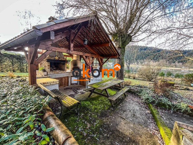 Maison - 140 m² - 5 pièces