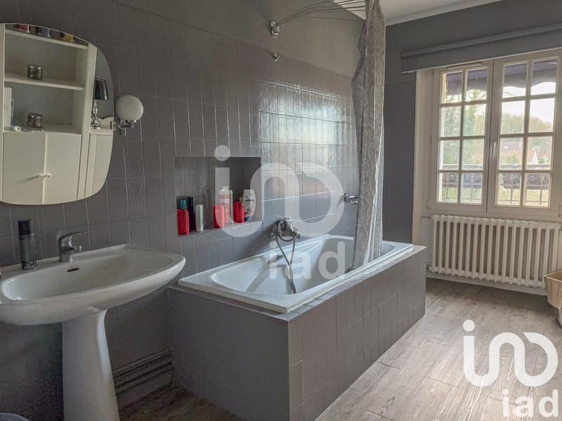 Maison - 265 m² - 12 pièces